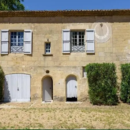 Chateau Teillan-porte Italienne Aimargues